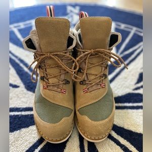 Amundsen Safari Muck Traveling Boots—Size 42/M9/W11 (Unisex, Men’s, Wome…